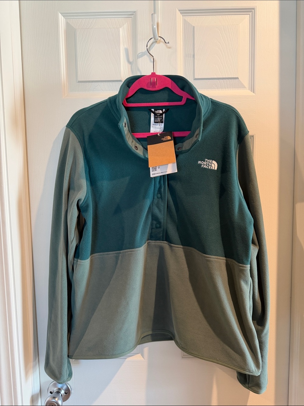 The North Face Two-Tone Forest Green Pullover Fleece — Large